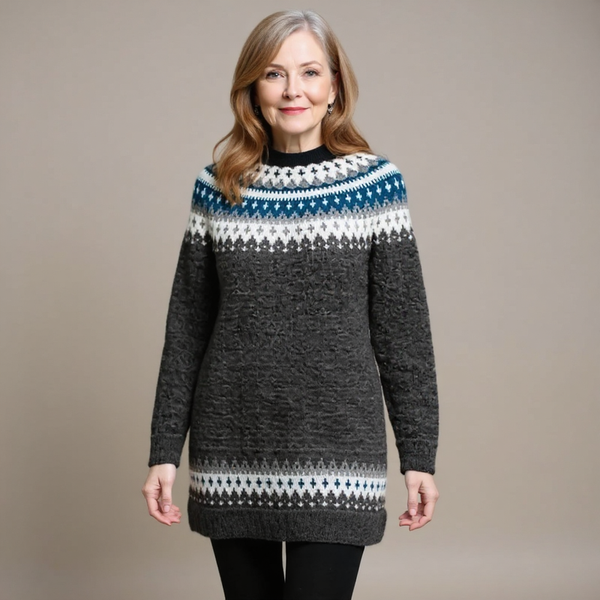 La Bela  - Classic Icelandic Wool Sweater