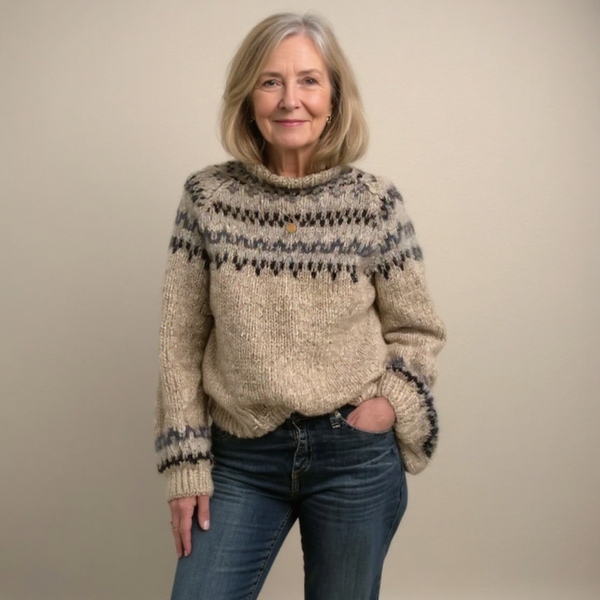 La Bela  - Classic Icelandic Wool Sweater